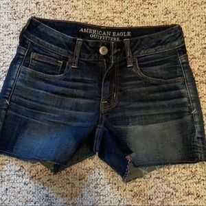 American Eagle Size 2 Shorts